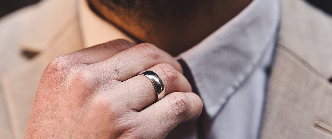 Affordable Men’s Wedding Bands That Don’t Compromise on Style or Quality