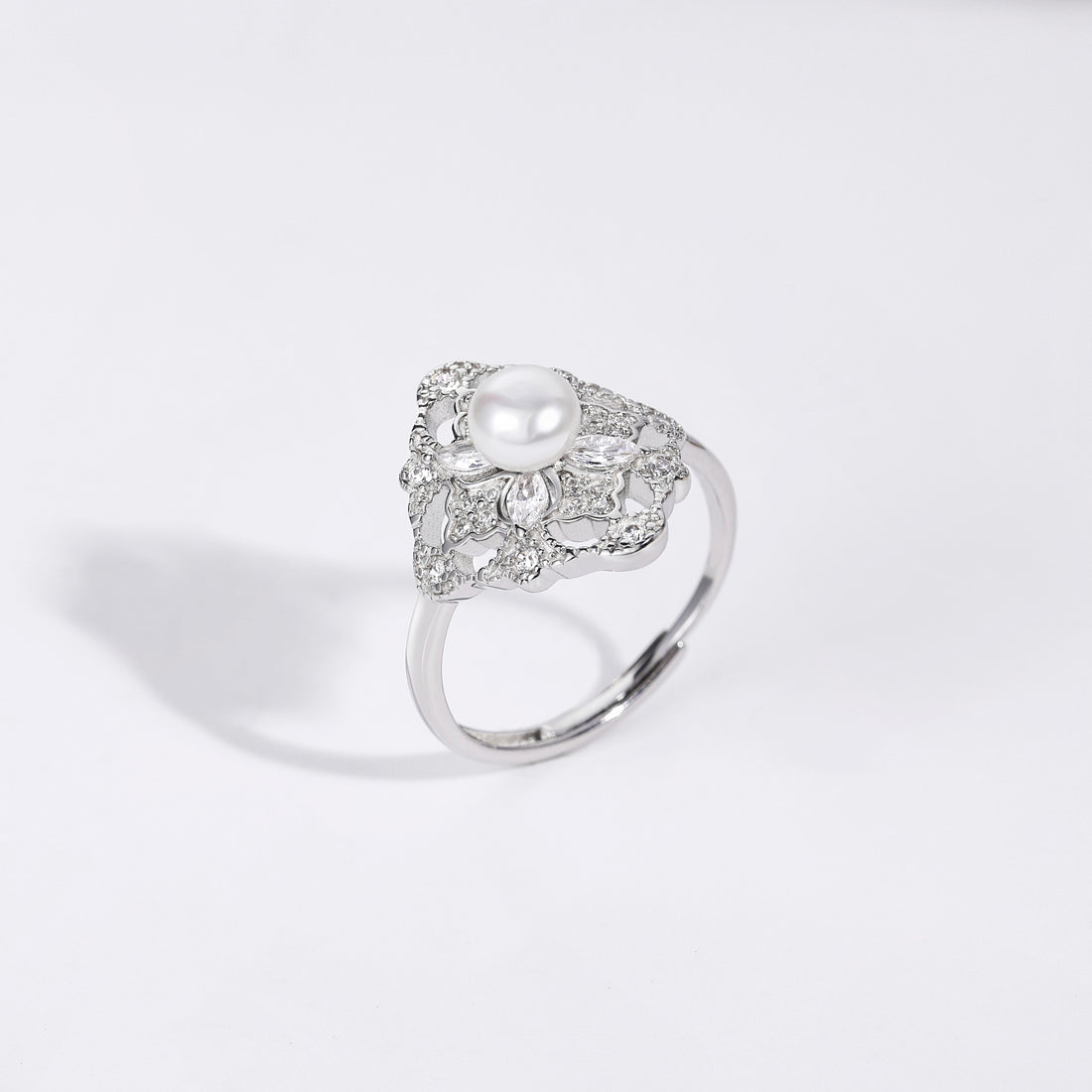 Vintage Pearl Ring in Sterling Silver